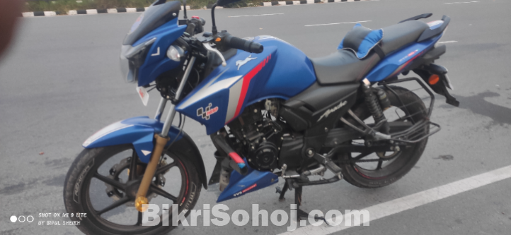 TVS Apache RTR 160 2v 2023